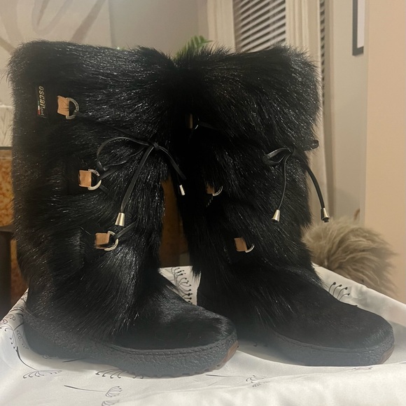 Oscar Sport Julia Genuine Fur Apres Ski  Hiking Boots Wool Lined Boots  37/ 6.5 - Picture 2 of 10